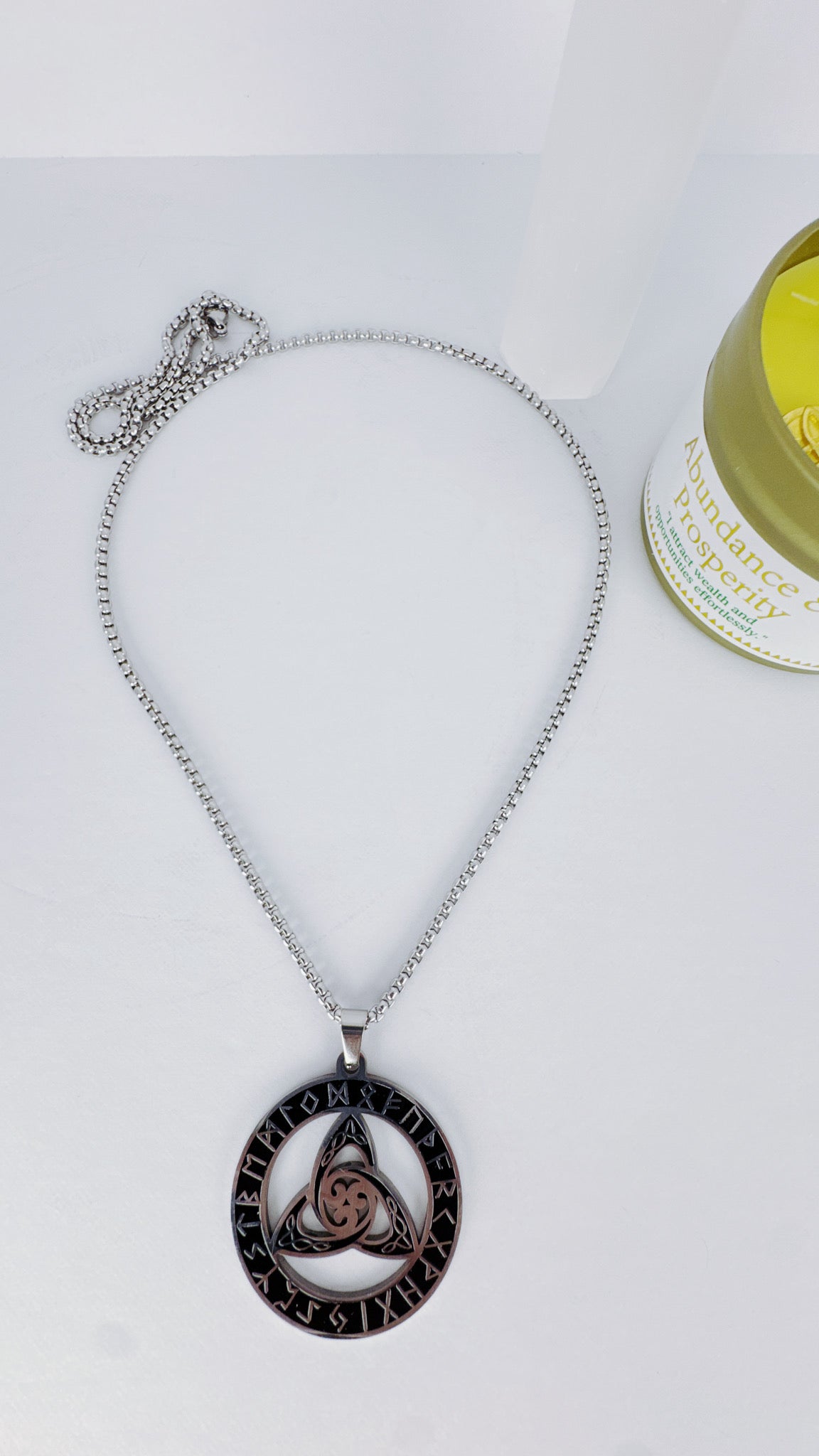 Collar de nudo celta I