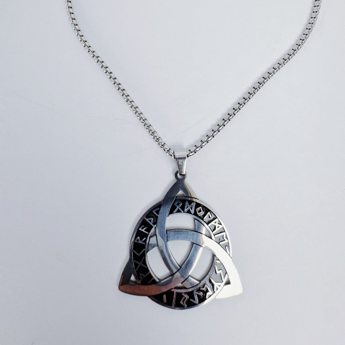 Collar nudo celta III